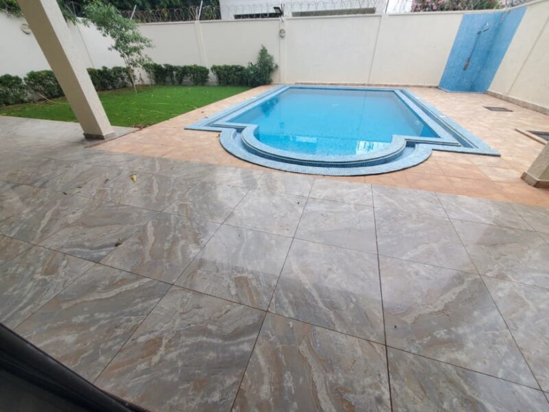 Villa avec jardin et piscine à Wuiti lomé-Togo